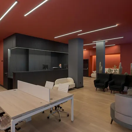 Hotel Livvo La Escarlata 4*