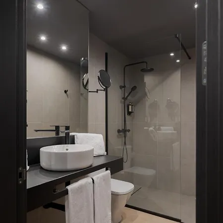 Hotel Livvo La Escarlata