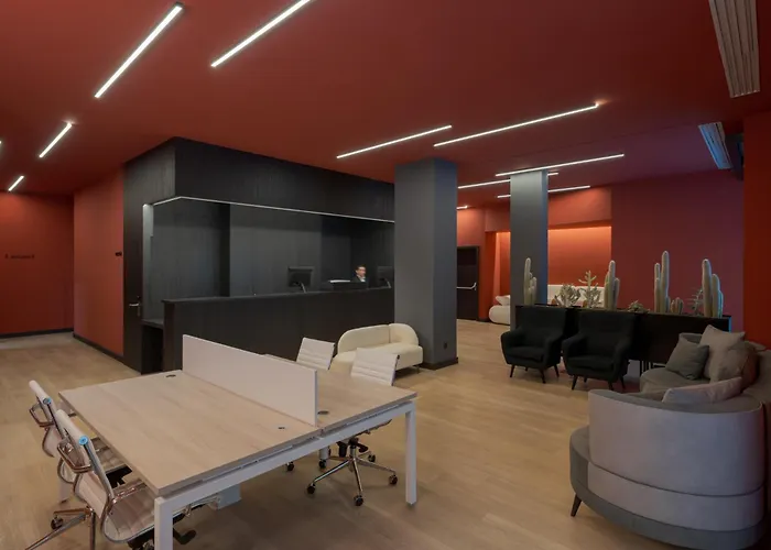 酒店 Livvo La Escarlata 4*